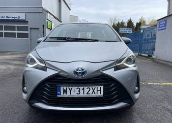 TOYOTA YARIS HYBRYDA NISKI PRZEBIEG BARDZO ZADBANA