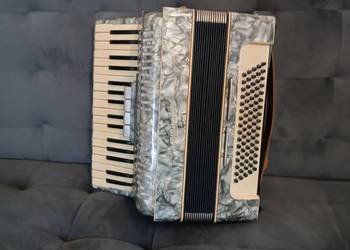 Akordeon weltmeister 80 basów