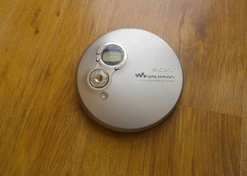 Walkman SONY D-EJ753 sprawny