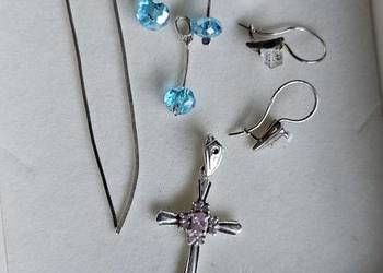 Łańcuszek kolczyki krzyżyk srebro zestaw biżuterii piękny i wyjątkowy