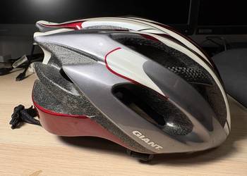 Kask rowerowy Giant