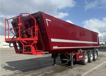 Z wydmuchem naczepa do paszy sruty pelettu z dmuchawa Heitling