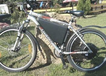 Rower elektryczny GIANT