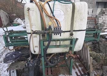 Opryskiwacz rolniczy podwieszany