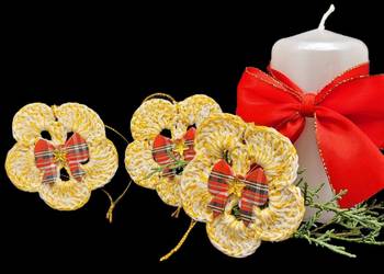 Zawieszki choinkowe kwiatuszki 3szt