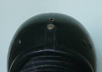 Stary kask motocyklowy z PRL