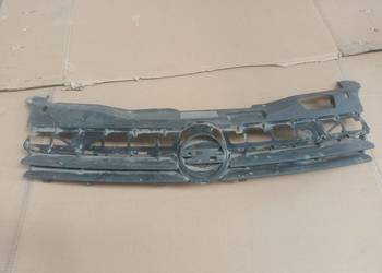 Atrapa przednia grill opel astra 3