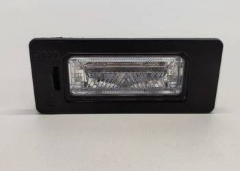 AUDI Q5 A4 B8 A5 8T OŚWIETLENIE TABLICY REJESTRACYJNEJ KOMPLET 8T0943021