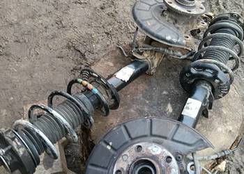 Nowe oryginalne amortyzatory, zwrotnice mcperson vw golf 6,5 1T0 413 031 DM