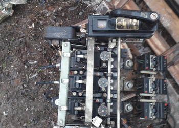 APU 30  Przełącznik