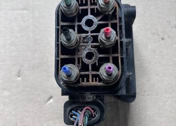 Zawór pneumatyki Audi a6 c6 4f0616013