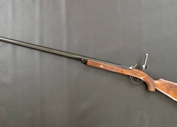 Czarnoprochowy karabin GIBBS Pedersoli kal. 45