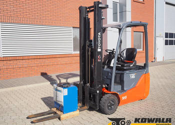 TOYOTA 8FBEK16T TRAIGO 48 Wózek widłowy, elektryczny, waga, przesuw boczny