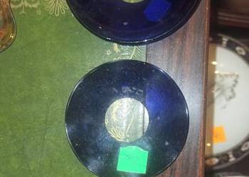 Profitka do świeczników, ochrona obrusów. Profitka do świeczników, ochrona obrusów.