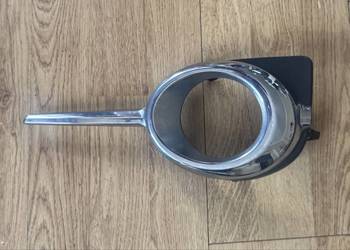 TOYOTA RAV IV 20-22r RAMKA OPRAWKA HALOGENU LEWA 81484-42030 52126-42040