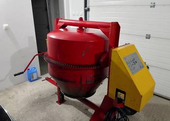 Betoniarka firmy defro