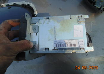 Radio Volkswagen RCD 300 Golf V Passat B6 Touran Caddy Jetta