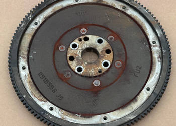 John Deere 3215 3220 3415 3420 Koło Zamachowe RE520269