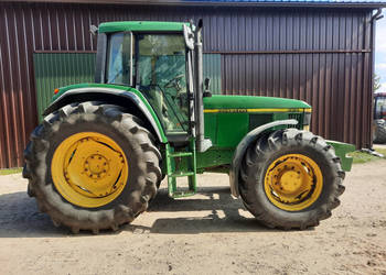 Ciągnik JOHN DEERE 6910, 4x4 oś TLS, tempomat TMS (136 KM)