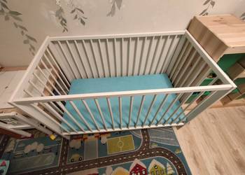 Łóżko dziecięce z materacem