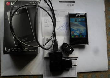 telefon dotykowy LG-E400