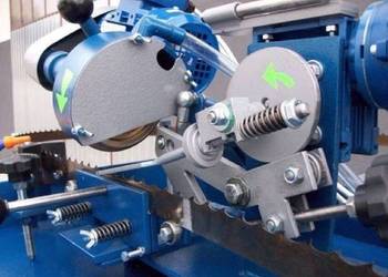 Ostrzarka pił taśmowych, trakowych z Borazonem w zestawie