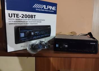 Radioodtwarzacz Alpine 201 BT