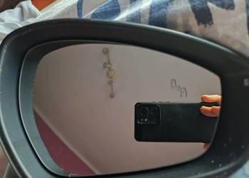 Lusterko prawe omoda 5