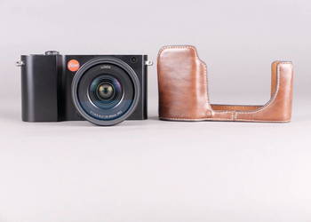 Leica T (Typ 701) + Panasonic Lumix S

18-40 mm f/4.5-6.3