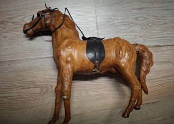 Dekoracyjna figurka konia
