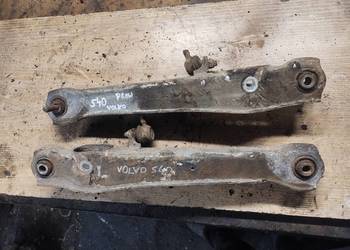 VOLVO  V40 S40 wahacz przód tył