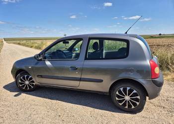 RENAULT CLIO 2002 r. 207 453 TYS KM PRZEBIEGU , 3500 ZŁ