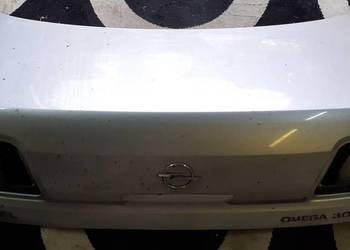 Opel Omega b Klapa