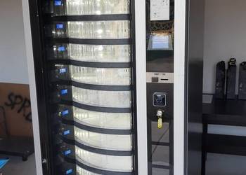 Necta Festival 10 automat vendingowy sprzedający