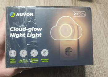 zestaw dwóch lampek nocnych LED marki AUVON