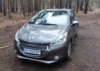 Peugeot 208 1.4hdi , 97000km. 14r