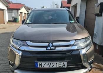 sprzedam Mitsubishi Outlander 2016r