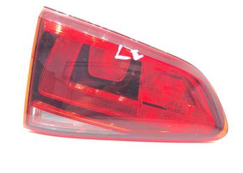 LAMPA TYŁ LEWA WEWNĘTRZNA VW GOLF VII 5G0945093T Hatchback ŚWIATŁO