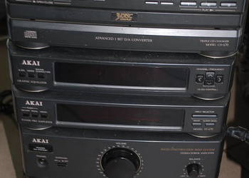 Wieża Akai AX-670 Na części