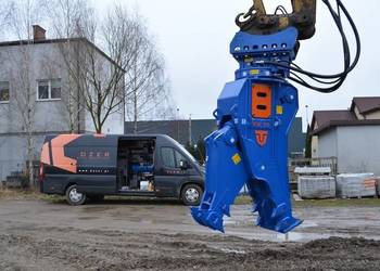 Nowa obrotowa szczęką krusząca KRUSZER TREVI BENNE FR 18 serwis montaż