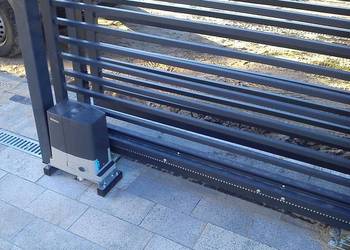 Automat - BENINCA BULL 5 + LAMPA + 2 x PILOT + 5xLISTWA