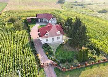 Dom dla rodziny na pięknej działce - Zarudzie