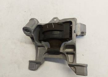 Mazda CX5 II Lift  ŁAPA PODUSZKA PRAWA KD45K1442