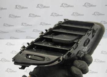 FORD FIESTA MK7 VII 11r kratka nawiewu prawy środek 8A61-A018B08-AFW