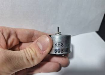 Silnik silniczek do magnetofonu KB3 22Z