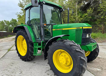 Ciągnik JOHN DEERE 6110, 4x4 (80 KM)