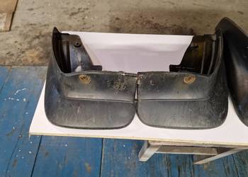 Chlapacze oryginalne Subaru Forester SG 2006 rok