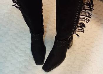(42) ASOS Design/ Czarne kozaki kowbojki z frędzlami z Londynu, NOWE