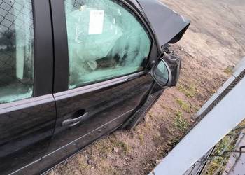 DRZWI PRAWE PRZÓD VOLKSWAGEN GOLF V L041