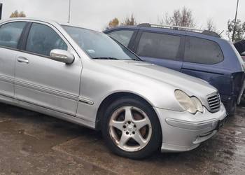 Mercedes-Benz W203 Na części nie Sprzedajemy Aut w Całości Mercedes-Benz W203 Na części nie Sprzedajemy Aut w Całości
